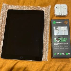 iPad 2 refurbished with charger and headphones
